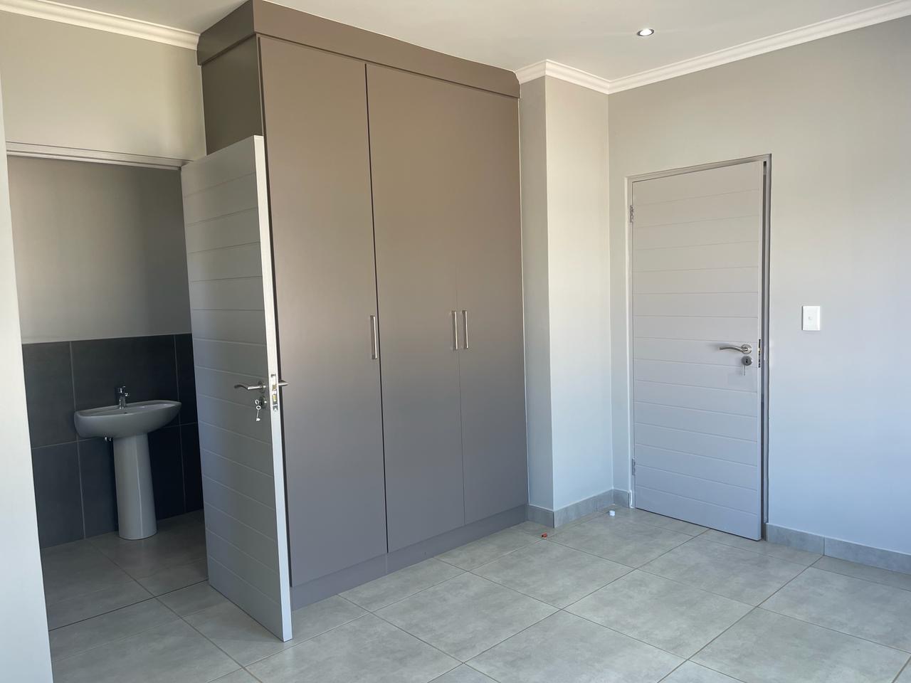 To Let 1 Bedroom Property for Rent in Melodie North West